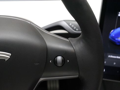 Used 2022 Tesla Model Y Performance image 39