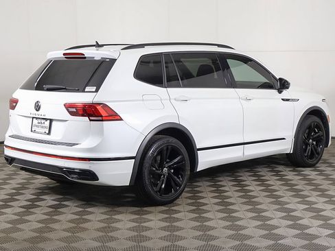 Used 2023 Volkswagen Tiguan SE R-Line FWD image 12