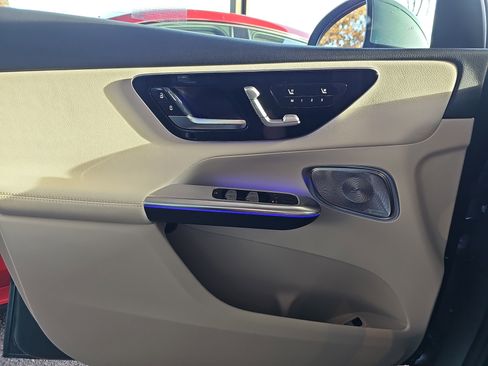 New 2026 Mercedes-Benz GLC 300 image 28