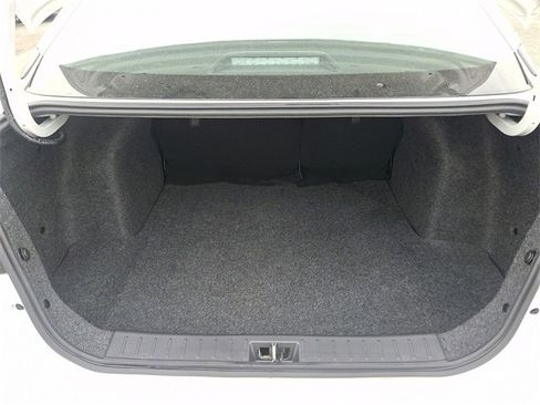 Used 2024 Nissan Versa S w/ S Plus Package image 28