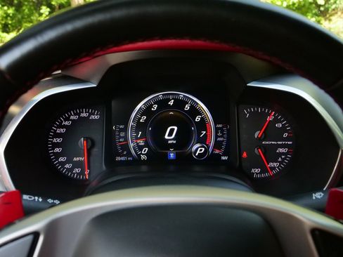 Used 2019 Chevrolet Corvette Grand Sport RWD image 10
