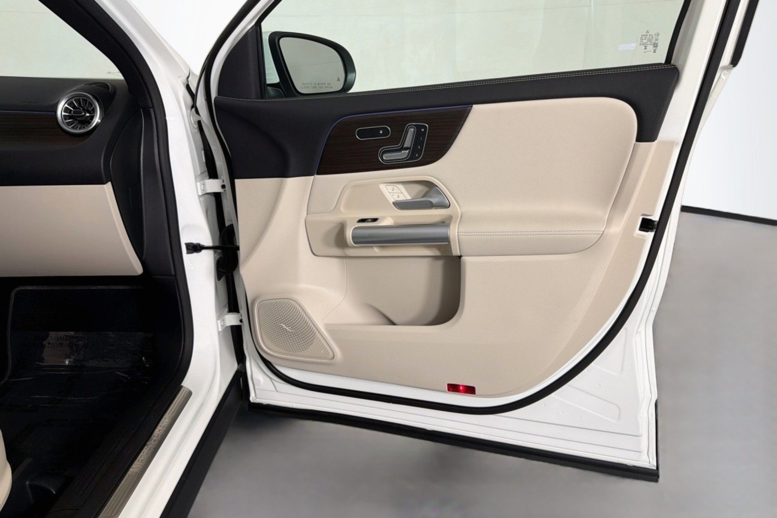 Certified 2026 Mercedes-Benz GLA 250 image 27