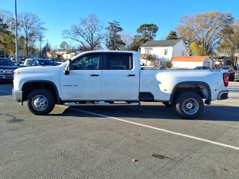 Used 2020 Chevrolet Silverado 3500 W/T w/ WT Convenience Package image 4