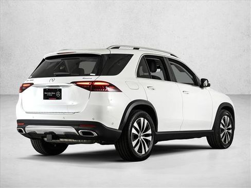 Certified 2025 Mercedes-Benz GLE 350 4MATIC image 4