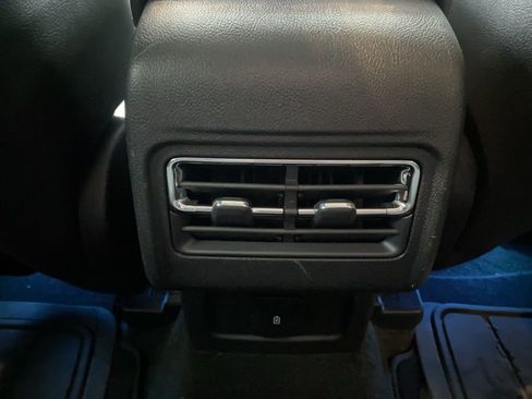 Used 2020 Lincoln Corsair Standard w/ Premium Package image 10