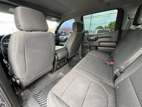 Used 2021 Chevrolet Silverado 1500 Custom Trail Boss AWD/4WD image 28