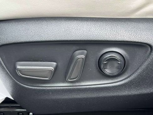 Certified 2022 Toyota RAV4 XLE Premium image 23