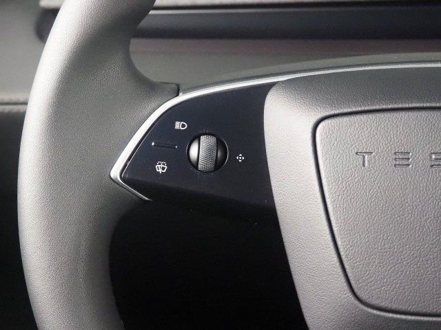 Used 2026 Tesla Model Y Long Range RWD image 20