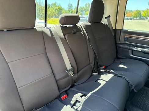 Used 2017 RAM 2500 Laramie w/ Convenience Group AWD/4WD image 19
