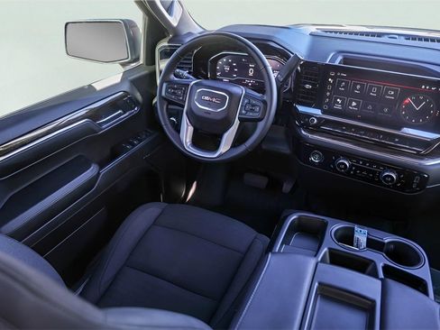 Used 2024 GMC Sierra 1500 Elevation image 28