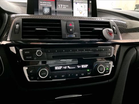 Used 2018 BMW M3 image 35