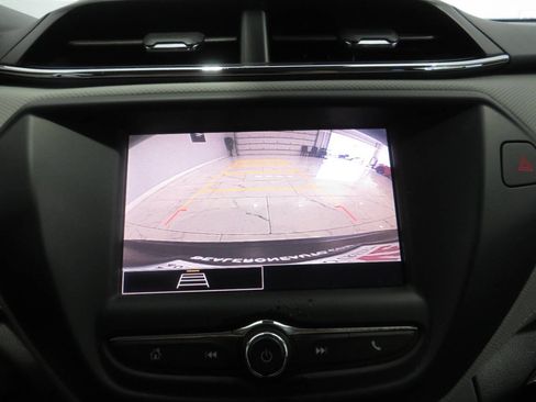 Used 2022 Chevrolet TrailBlazer LS FWD image 17