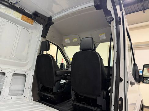 Used 2023 Ford Transit 350 Medium Roof AWD image 36