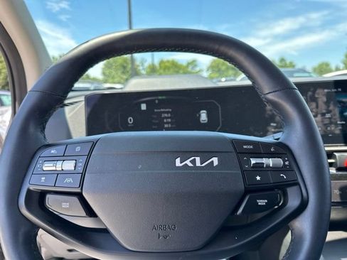 Used 2026 Kia Sportage SX Prestige AWD/4WD image 9