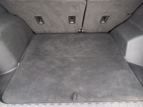 Used 2020 Chevrolet Equinox LT image 32