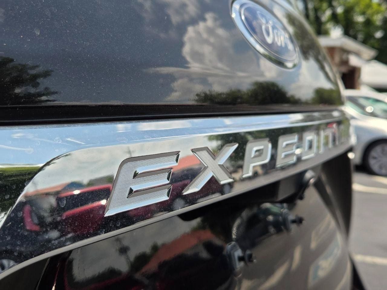 Used 2019 Ford Expedition Limited AWD/4WD image 9
