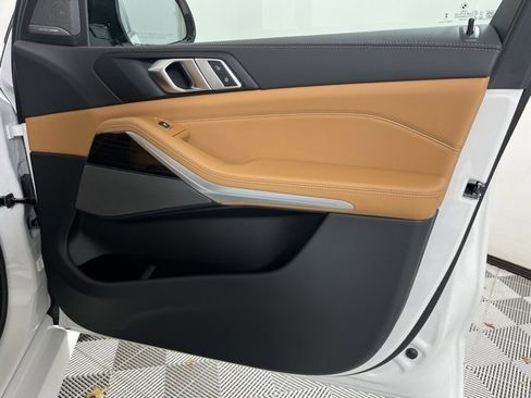 New 2026 BMW X5 xDrive50e w/ M Sport Package image 23