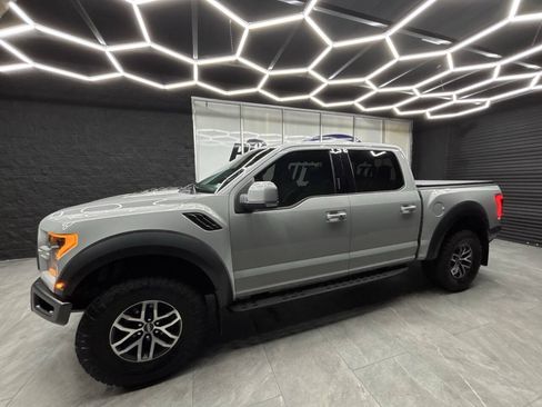 Used 2017 Ford F150 Raptor w/ Equipment Group 802A Luxury AWD/4WD image 6