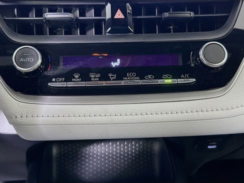 Used 2023 Toyota Corolla SE image 23