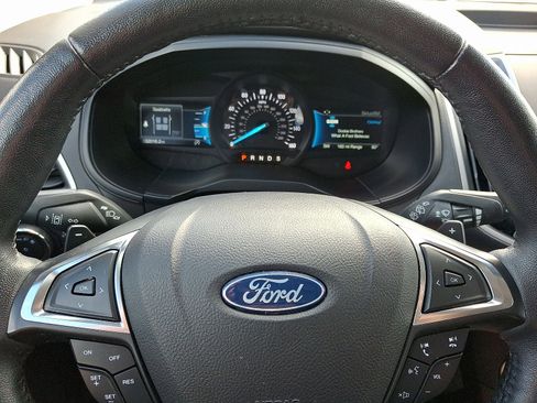 Certified 2022 Ford Edge SEL w/ Convenience Package image 19
