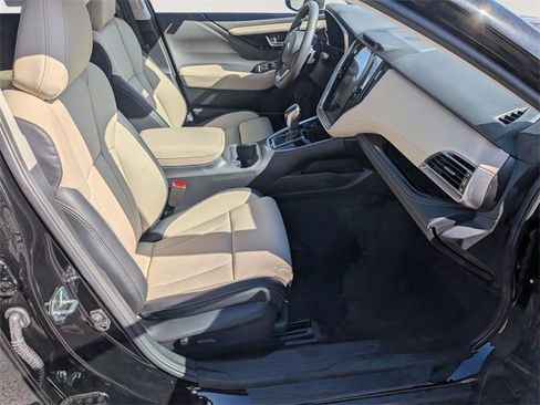New 2025 Subaru Outback Limited image 32