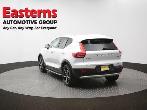 Used 2023 Volvo XC40 B5 Core AWD/4WD image 66