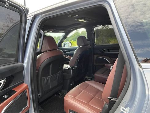Used 2023 Kia Telluride SX FWD image 40