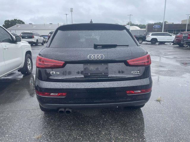 Used 2018 Audi Q3 2.0T Premium w/ Convenience Package AWD/4WD image 7