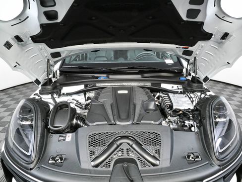 New 2026 Porsche Macan S AWD/4WD image 35