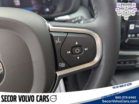 Certified 2024 Volvo XC60 B5 Core image 12