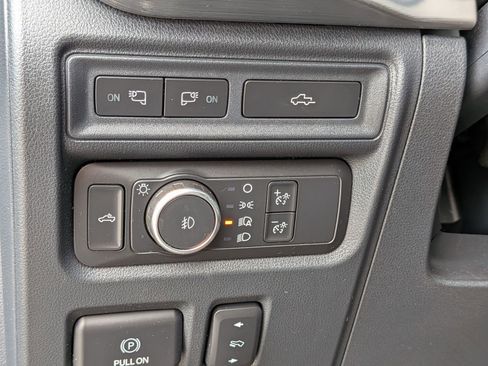 Used 2021 Ford F150 Lariat AWD/4WD image 17