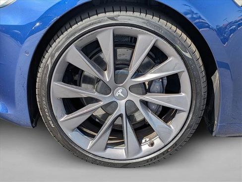 Used 2021 Tesla Model S Long Range Plus AWD/4WD image 22