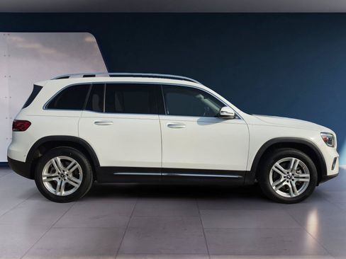 Used 2022 Mercedes-Benz GLB 250 image 6
