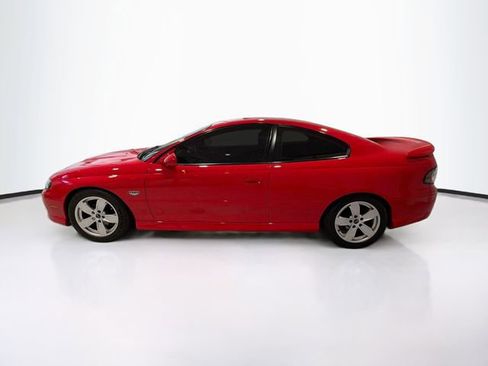 Used 2006 Pontiac GTO Base image 4