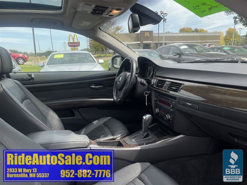 Used 2011 BMW 328i xDrive Coupe AWD/4WD image 13