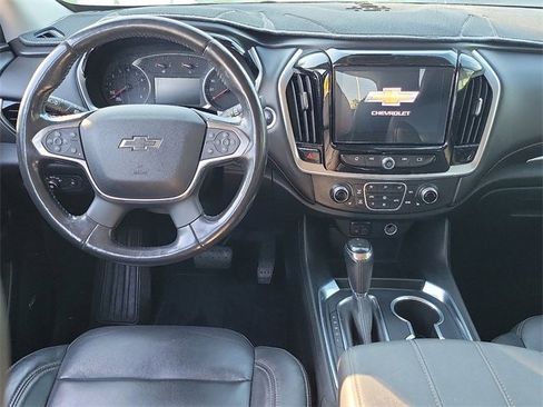 Used 2020 Chevrolet Traverse RS w/ LPO, 'HIT The Road' Package image 8