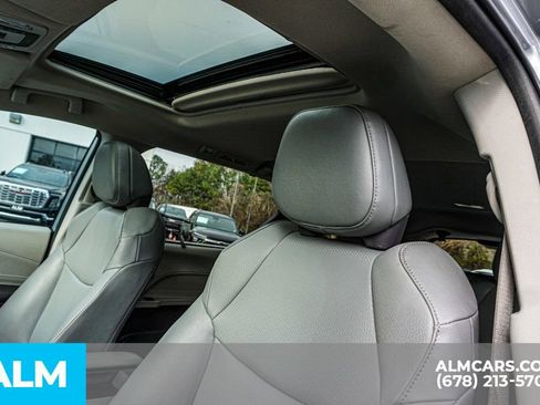 Used 2024 Toyota Sienna XLE image 18