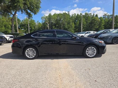 Used 2017 Lexus ES 350 w/ Premium Package FWD image 9