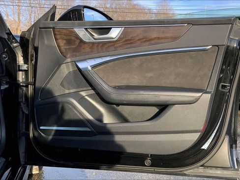 Used 2021 Audi A7 e Prestige w/ Prestige Package image 22