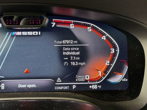 Used 2023 BMW M550i xDrive w/ Executive Package image 14