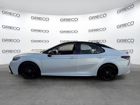 Used 2022 Toyota Camry XSE w/ Cold Weather Package AWD/4WD image 4