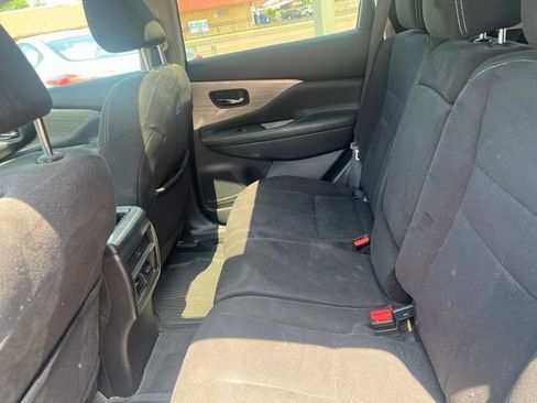 Used 2018 Nissan Murano SV w/ Premium Package AWD/4WD image 10