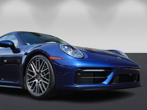 Used 2024 Porsche 911 Carrera S image 9