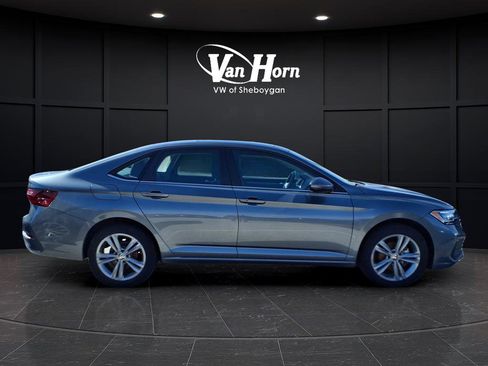 Used 2023 Volkswagen Jetta SE image 67