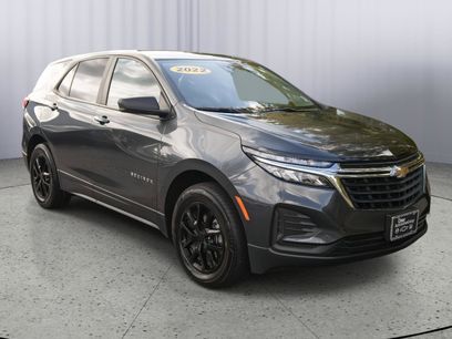 Used 2022 Chevrolet Equinox LS w/ LS Convenience Package