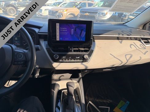 Used 2023 Toyota Corolla LE image 12