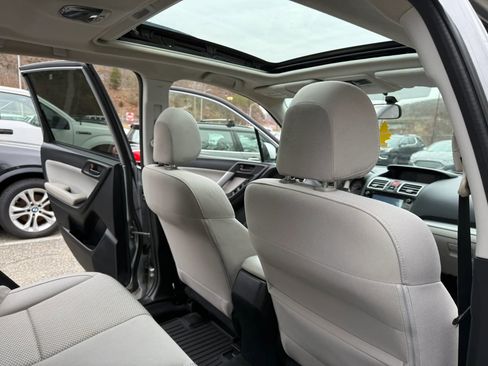 Used 2017 Subaru Forester 2.5i Premium w/ All-Weather Package image 14