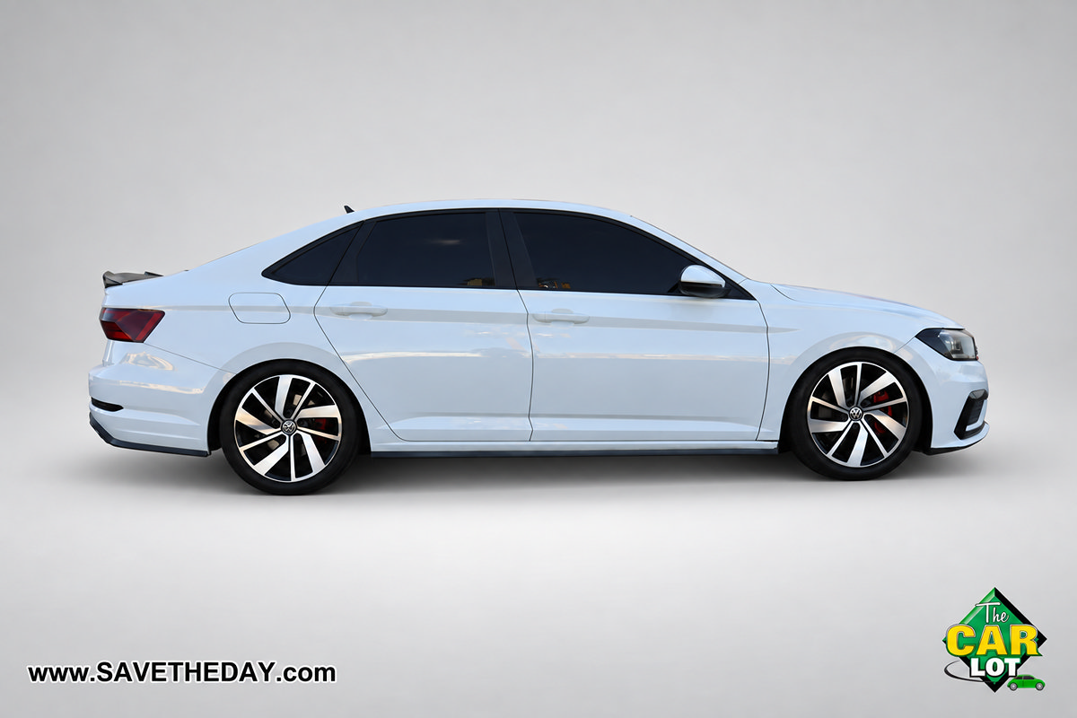 Used 2021 Volkswagen Jetta GLI FWD image 9