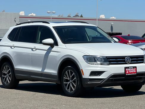 Used 2020 Volkswagen Tiguan SE AWD/4WD image 5