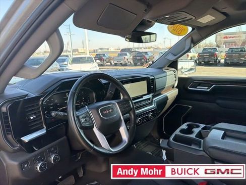 Used 2024 GMC Sierra 1500 SLE image 22